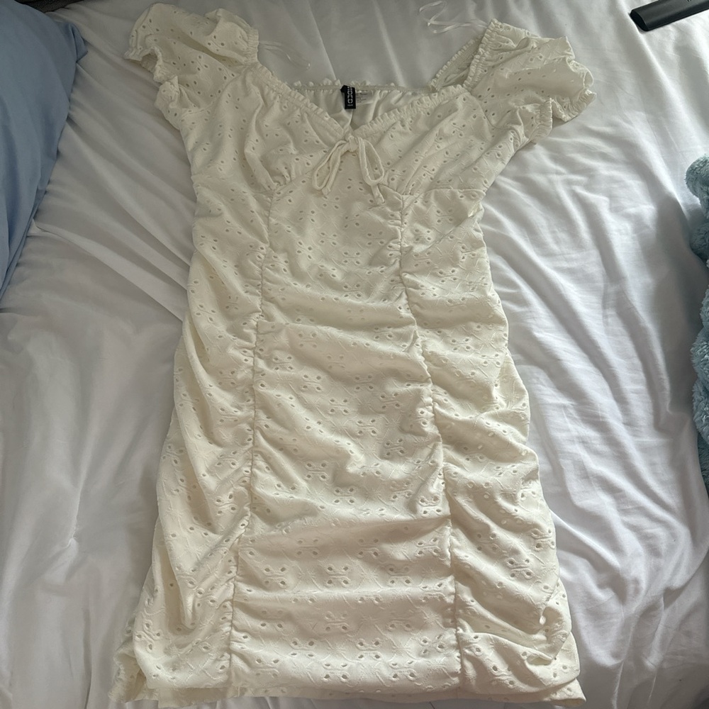 H&M Cream Ruched Off-the-Shoulder Bodycon Mini Dress